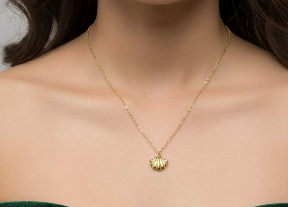 Scallop Shell Pendant Necklace Gold Plated – Anti-Tarnish Korean Style Chain