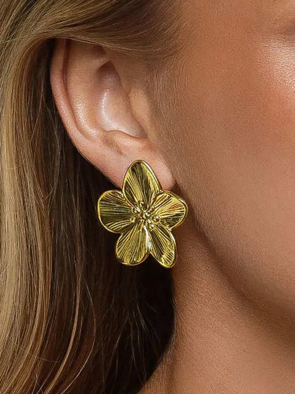 Vintage Textured Floral Stud Earrings – Anti-Tarnish 18K Gold Plated Stainless Steel (Korean Style)