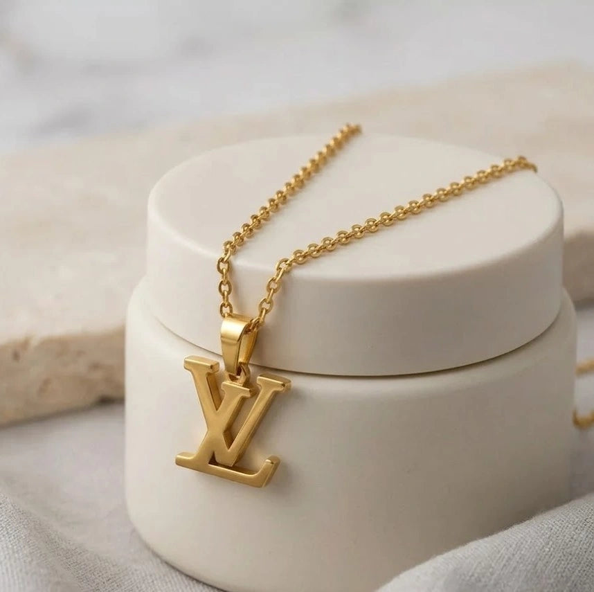 V Initial Monogram Pendant Necklace - Anti-Tarnish Fashion Jewelry