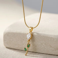 Minimalist Green Leaf Pendant Necklace - Anti-Tarnish Gold Plated Jewelry-Tulip