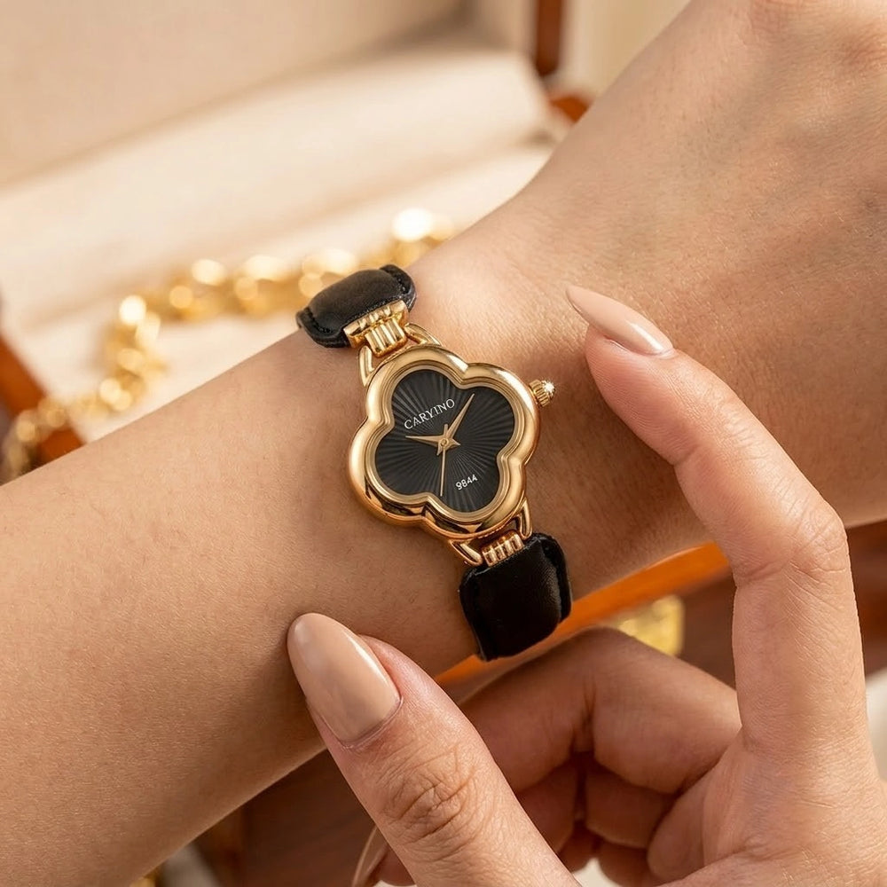 Luxe Clover Gold Plated Anti Tarnish Vintage Watch