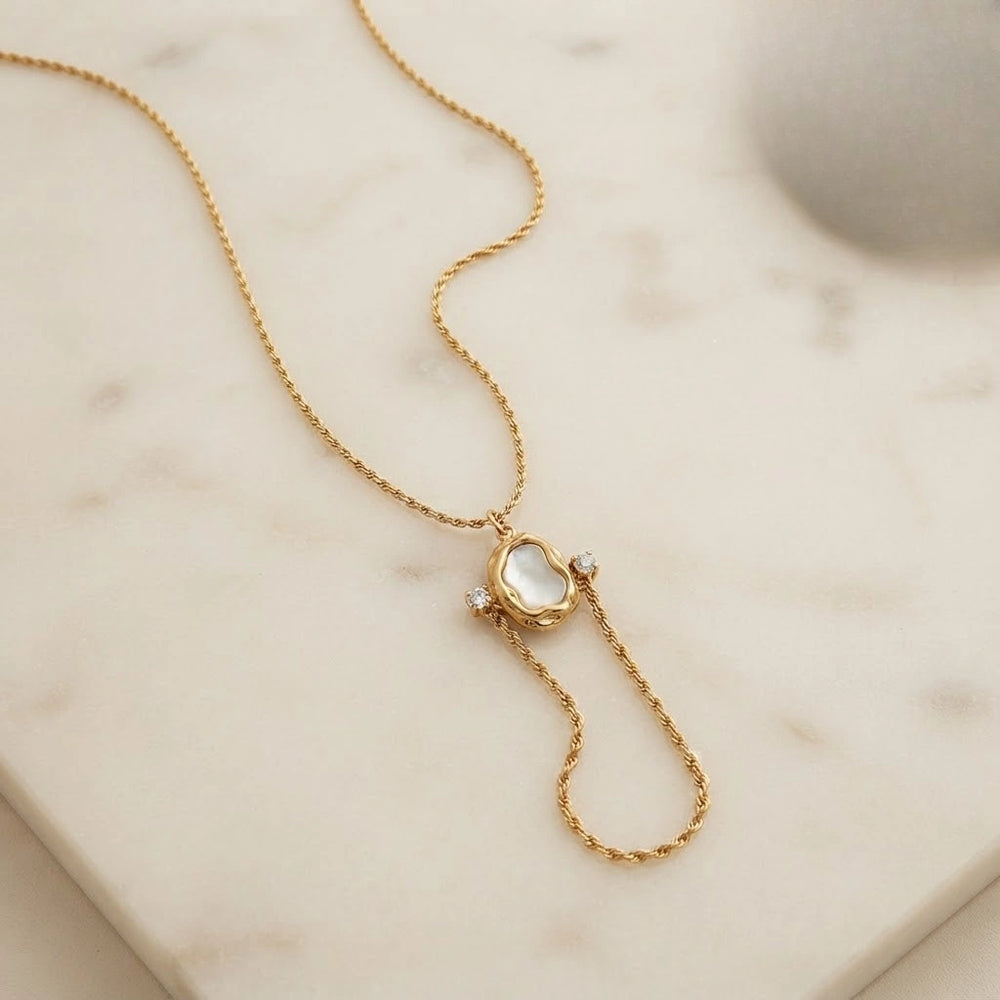 Anti Tarnish Gold Plated Minimalist Pearl Pendant Necklace