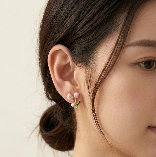 tulip earrings, floral stud, pink earrings