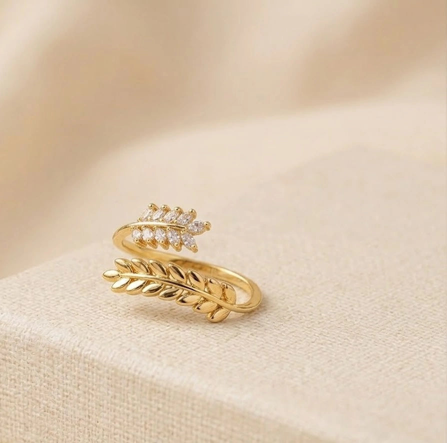 Crystal Leaf Adjustable Fashion Ring