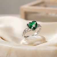 Emerald Green Heart Statement Ring | High-Quality Fashion Jewelry