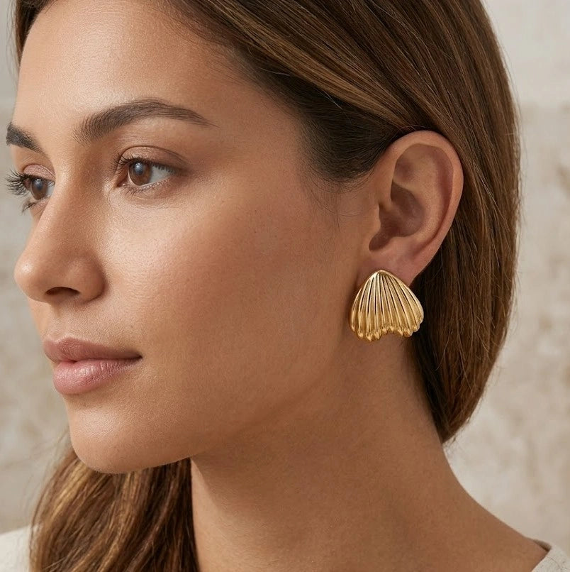 Ribbed Heart-Shaped Vintage Studs | Anti-Tarnish Fashion Jewelry