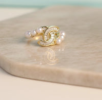 Korean Interlocking C Pearl & Crystal Gold Ring