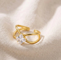 Criss Cross Square Stone Ring - Anti-Tarnish Gold Plated