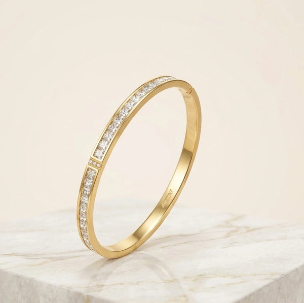 Front view of princess cut CZ stone anti tarnish bangle