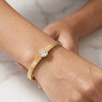Solitaire Textured Gold-Plated Bracelet - Anti-Tarnish Everyday Bangle