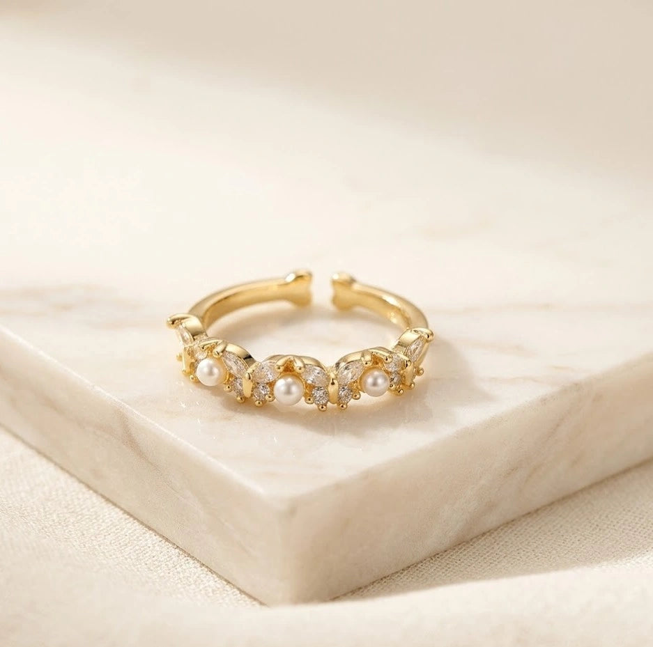 Dainty Pearl & Crystal Gold Ring | High Quality Fashion Jewelry
