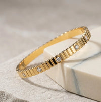 Ribbed Stone-Studded Anti-Tarnish Gold Plated Bracelet for Women