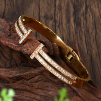 T-Letter Luxury Anti-Tarnish Gold Plated Bracelet for Women