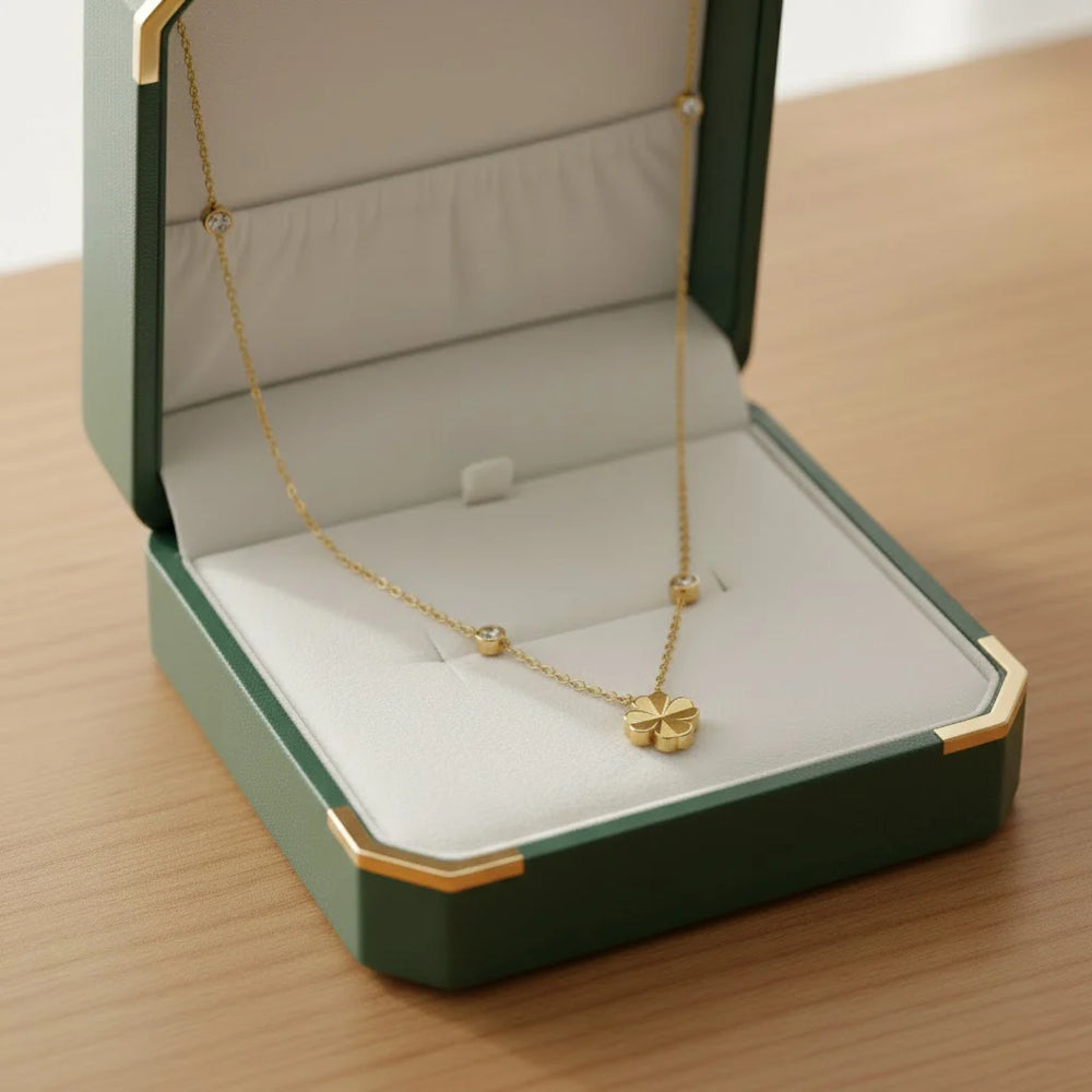 Four Leaf Clover Necklace - 18k Gold Plated Anti-Tarnish Floral Pendant with Stone Chain