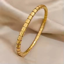 Minimalist Segmented Bracelet - Anti Tarnish Gold Plated