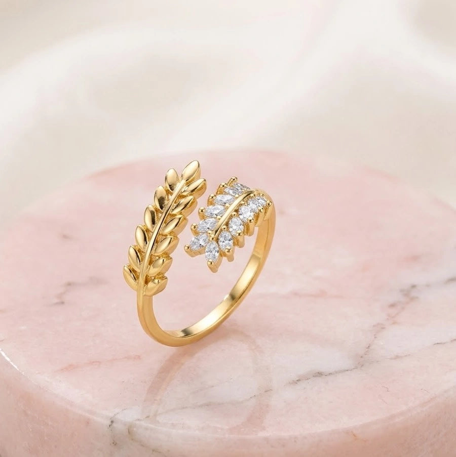 Crystal Leaf Adjustable Fashion Ring