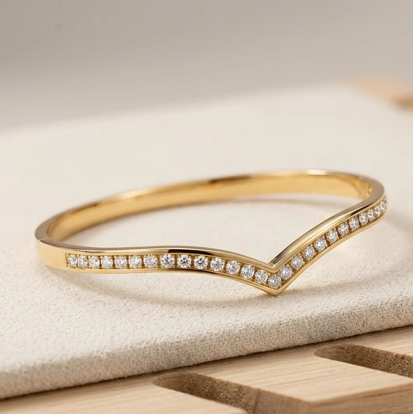 v-shape-chevron-cz-bracelet-anti-tarnish-gold-plated