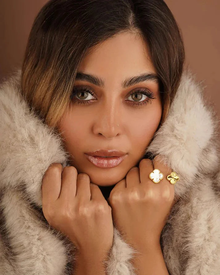 Double Clover Open Ring - Anti-Tarnish Gold Plated | Mother of Pearl & Textured Motif