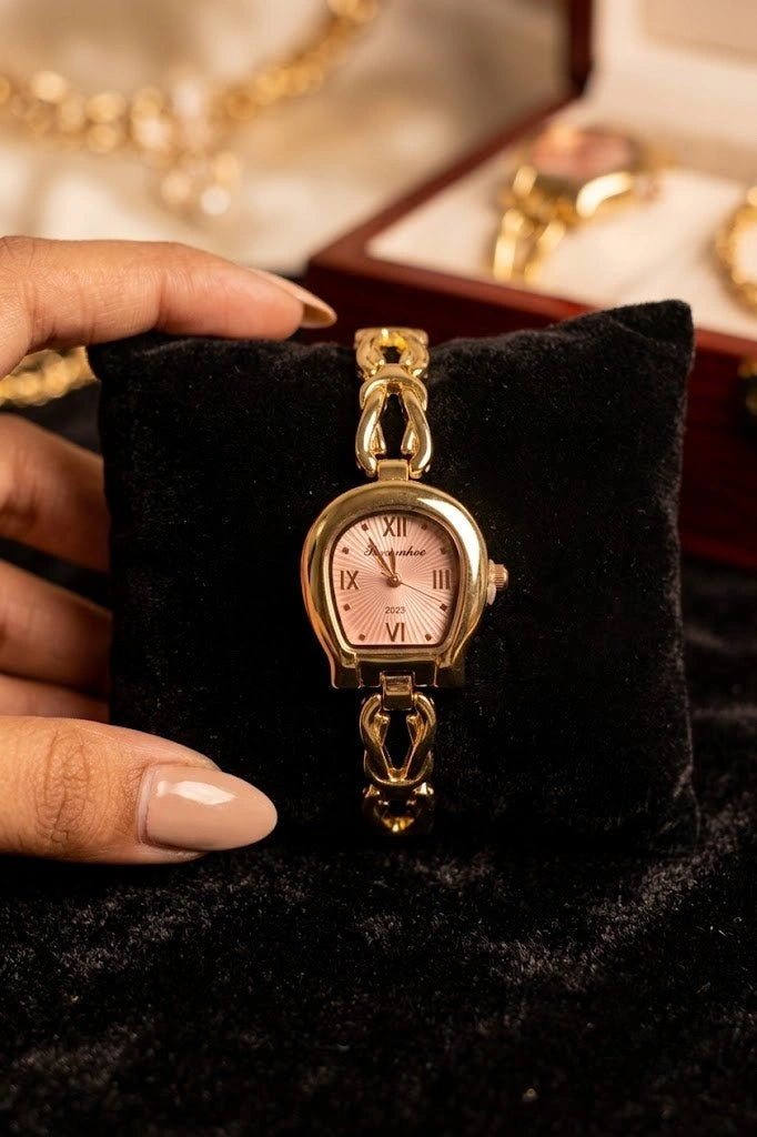 Vintage Horseshoe Dial Anti-Tarnish Gold Plated Chain Watch