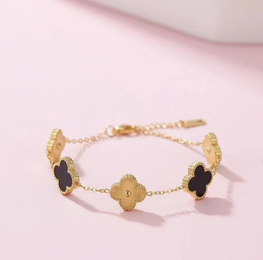 Black Clover Anti-Tarnish Bracelet | Korean Style Gold-Plated Floral Charm