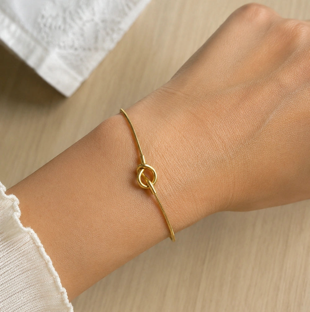 Infinity Knot Gold Plated Bracelet - Anti Tarnish Everyday Wear