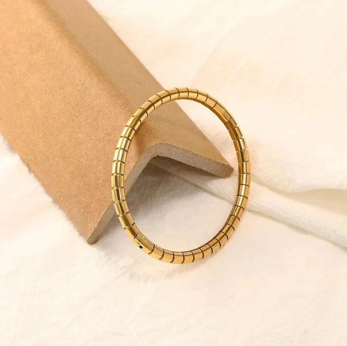 Minimalist Segmented Bracelet - Anti Tarnish Gold Plated