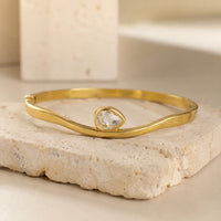 Teardrop Crystal Wavy Bangle | Anti-Tarnish Gold-Plated Minimalist Bracelet