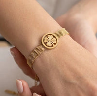 Four Leaf Clover Anti-Tarnish Gold-Plated Mesh Bracelet