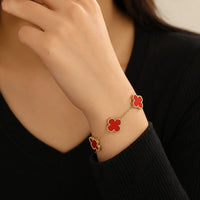 Red Clover Motif Bracelet - Anti-Tarnish Gold Plated