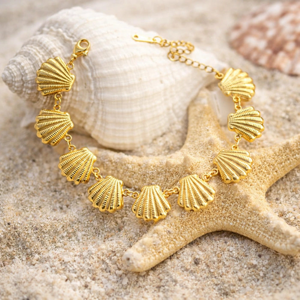 Anti-Tarnish Gold-Plated Seashell Bracelet | Waterproof & Hypoallergenic