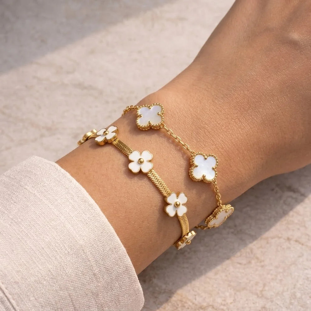 Elegant White Flower 2-Piece Bracelet Set (Anti-Tarnish Gold Plated)
