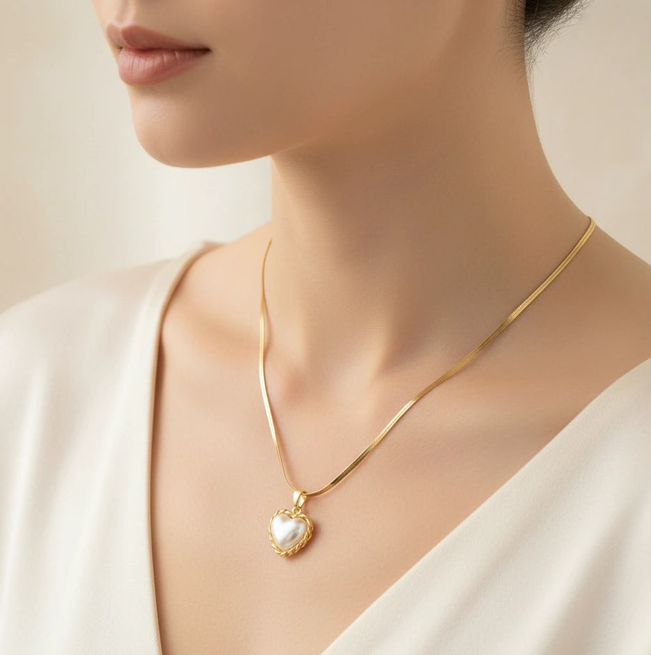 Pearl Heart Pendant Anti-Tarnish Gold-Plated Snake Chain Necklace