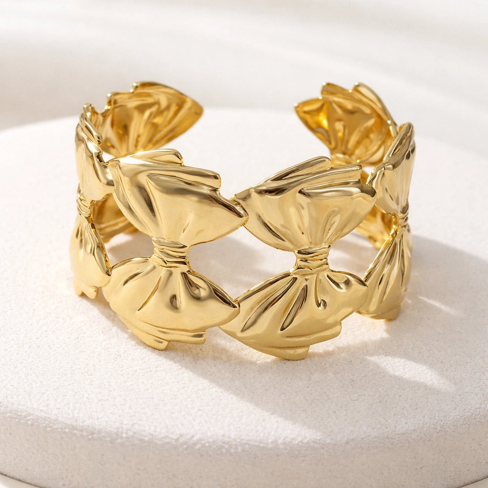 Elegant Bow Design Anti-Tarnish Gold Plated Bracelet for Women